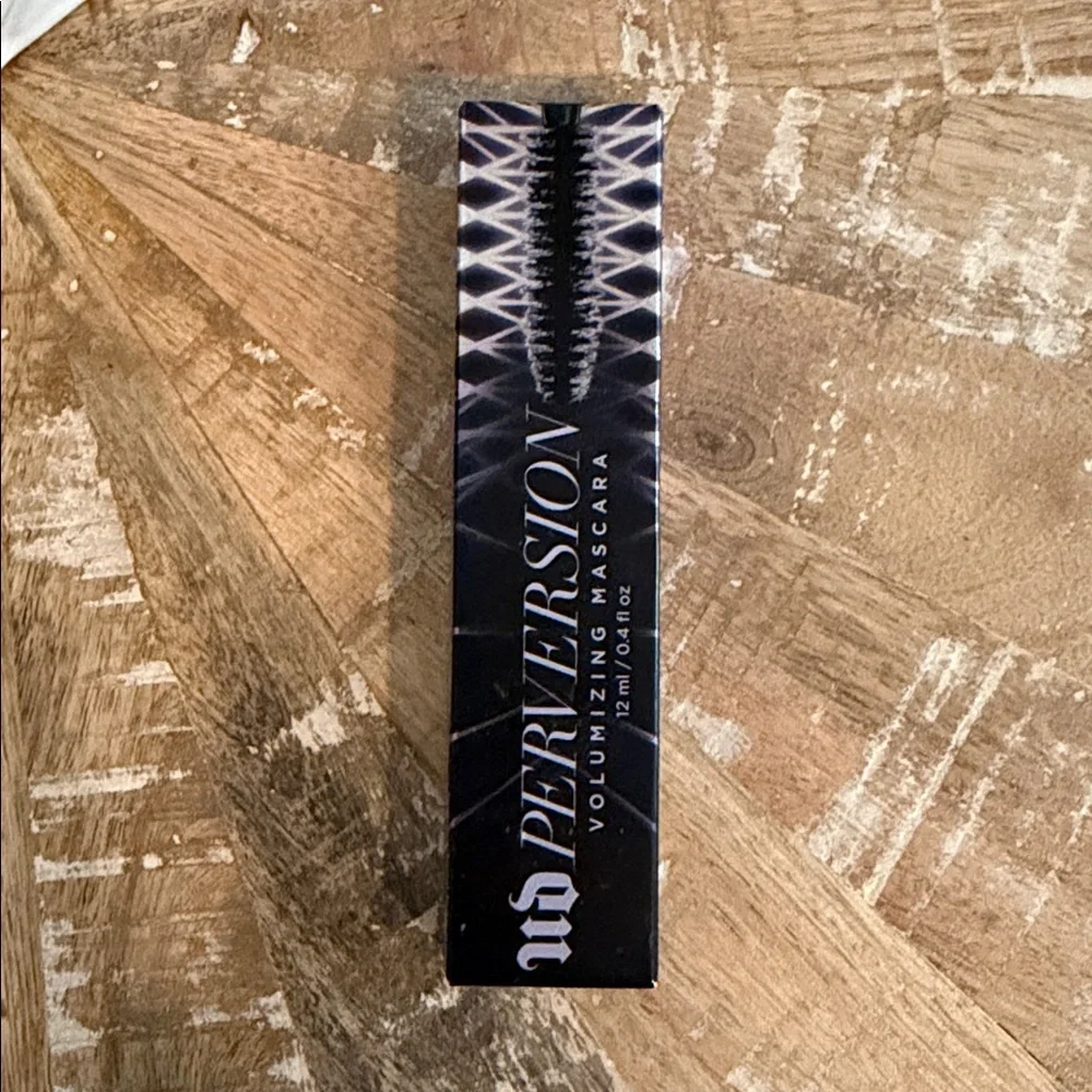 Urban decay perversion volumizing black mascara full size 💜 NEW